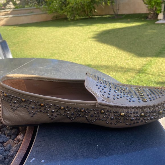 DP Donald Pliner Lanie Mint Taupe Brown Leather Studded Slip-On Loafers US 11 M